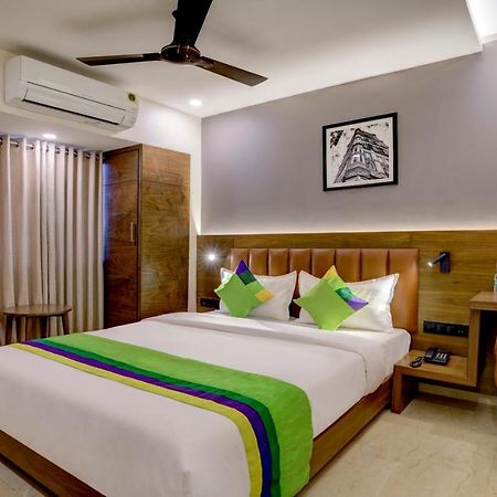 Treebo Castle Rock Inn Mumbai Exterior photo